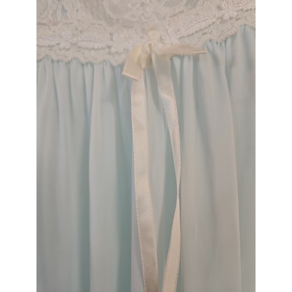 VTG Miss Elaine Soft Baby Blue Nylon Nightgown Embroidered Floral Neckline Large - Picture 6 of 11